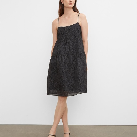 Textured Tiered Dress - New With Tags - NEVER WORN - Black